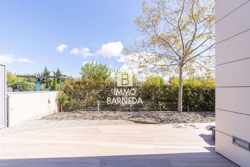 Foto d06bfaf1-44c6-413d-9c49-93c6ce328b8b. Piso en clot dels franquets 54 clot dels franquets planta baja de 3 dormitorios con 224 m2 de terraza y jardín a 200m de la playa en Roses