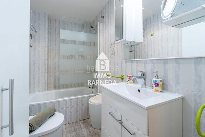 Foto 7dbaf4d4-ae6f-4f00-b4d2-43ab41efcfe8. Piso en port moxó 73 port moxó apartamento con vistas al canal, amarre para velero y parking exterior privado en Empuriabrava