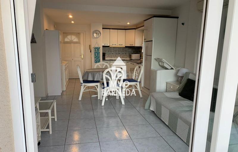 Foto 0bc629b6-6c8f-4505-9ea0-89e81ec964a6. Piso en joanot martorell 5 muy bonito apartamento en 2 línea de mar en rosas vista mar en Roses