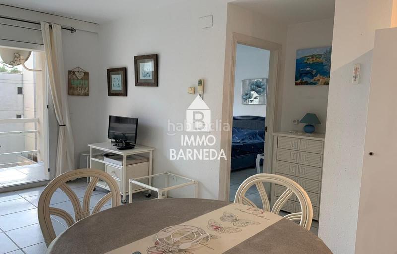 Foto 96ed299e-6353-40b4-b5ea-b0e5d4287ef2. Piso en joanot martorell 5 muy bonito apartamento en 2 línea de mar en rosas vista mar en Roses