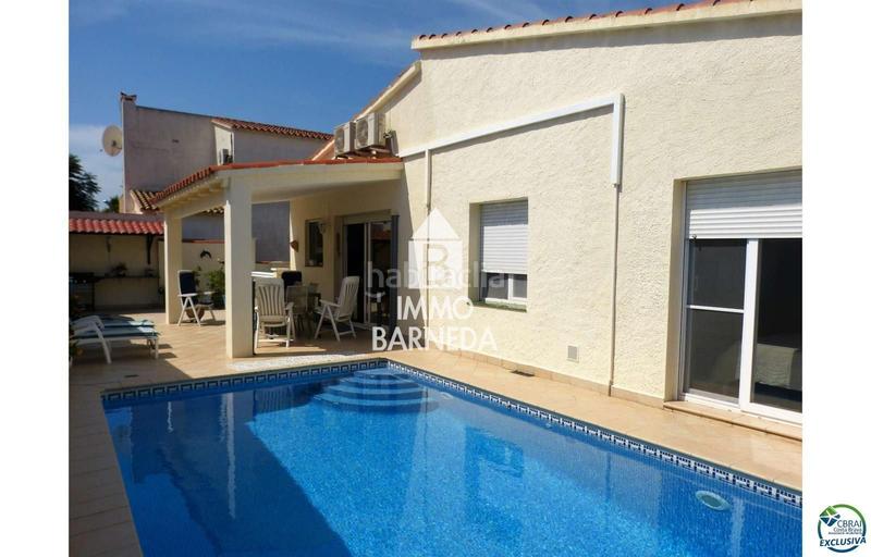 Foto 6734ea7e-4530-4dd8-9b11-f5a9096ad0f2. Xalet a montgri 310 a Montgrí Empuriabrava