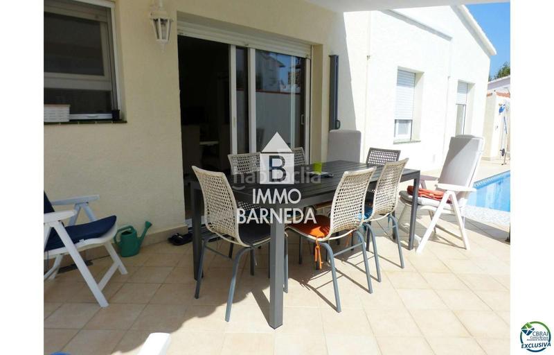 Foto d541f0a6-95b0-427b-a9c2-fe952f614072. Xalet a montgri 310 a Montgrí Empuriabrava