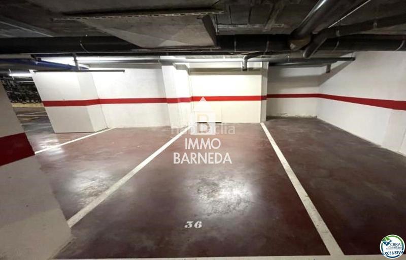 Foto 6beece56-df64-482a-b1e2-815cbab670ea. Piso en maritimo 31 ático en 1 línea con solárium, preciosas vistas y licencia turística. en Roses