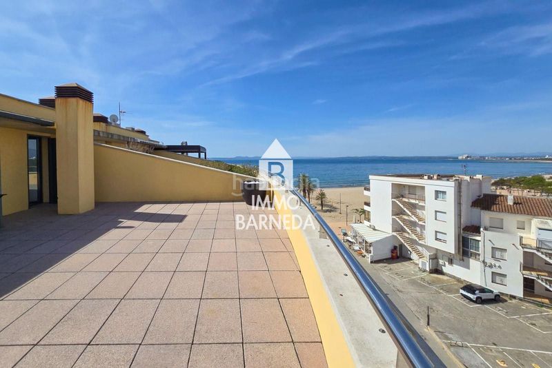 Foto e30bbfd3-7760-4da6-83d8-521e9299e97b. Pis a maritimo 31 a Salatar Roses
