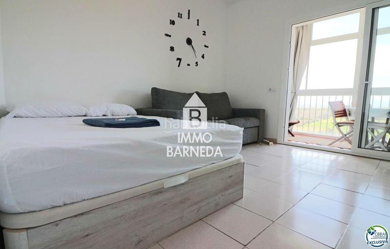 Foto 1205e543-47d7-49f8-bf3d-b491a9180376. Piso en alhambra 47 acogedor estudio con vistas espectaculares a la montaña y licencia turística en Roses