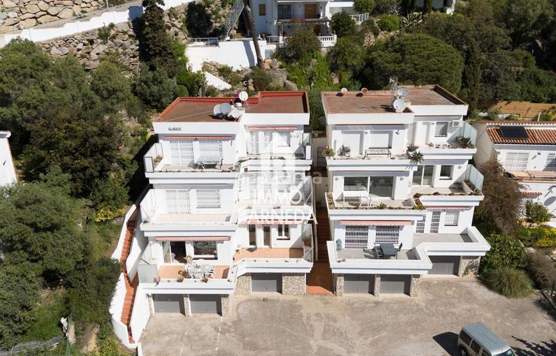 Foto 14c405ac-6ca3-4f70-894a-e2b6b60e9e5a. Piso en santa barbara 56 encantador apartamento a 200 metros de la playa de canyelles petites en Roses