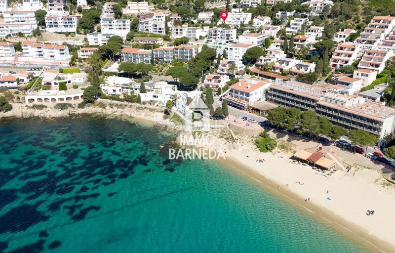 Foto a9b33343-0d60-42db-a44a-dc225ae462d7. Piso en santa barbara 56 encantador apartamento a 200 metros de la playa de canyelles petites en Roses