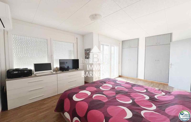 Foto 1ebd381c-3e92-4290-a212-03962ca16c92. Chalet en tordera 1 casa en venta con amarre en , costa brava en Empuriabrava