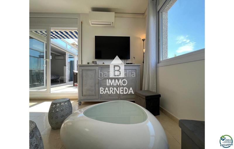 Foto 24fa59d3-46ea-4818-b4ce-1ad0505467ba. Piso en port emporda 1-2 atico en venta 2 habitaciones gran terraza y parking subterraneo. en Empuriabrava