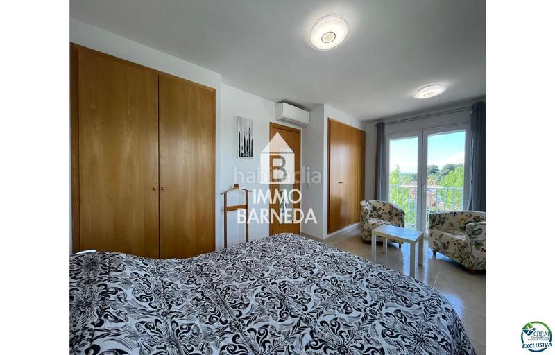 Foto e35fa4b5-df39-443d-9c83-5f993ca595b9. Piso en port emporda 1-2 atico en venta 2 habitaciones gran terraza y parking subterraneo. en Empuriabrava