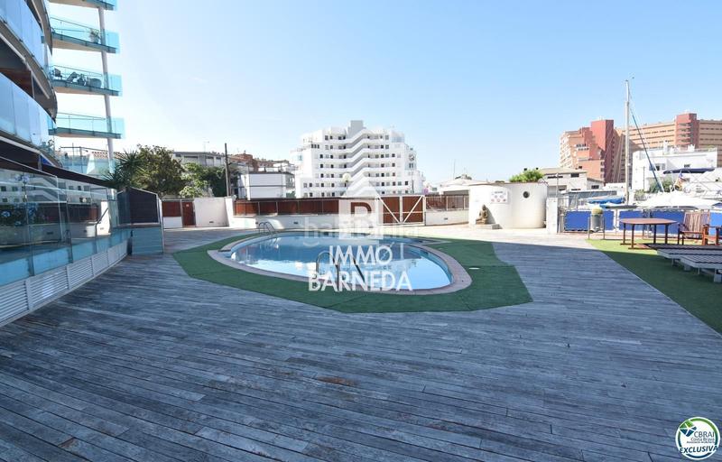Foto 067b4472-408a-4b10-8a92-da2ff89c41ad. Piso en cap de la gola 30 encantador apartamento con licencia turística y vistas al canal en Roses
