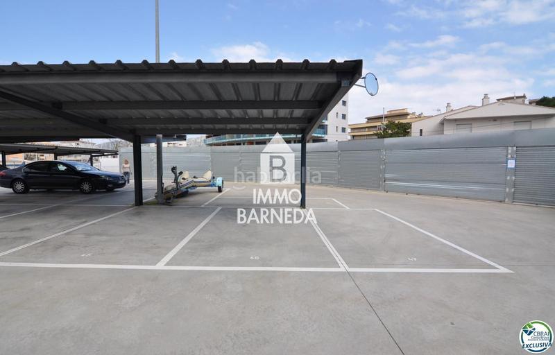 Foto 1ebf45b3-9bbd-4f19-818d-e9c6bef654a3. Piso en cap de la gola 30 encantador apartamento con licencia turística y vistas al canal en Roses