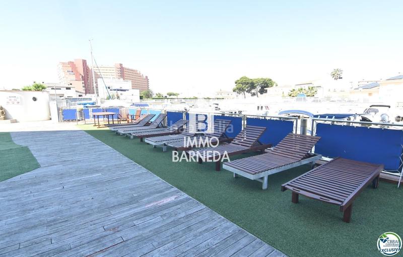 Foto 37fb9a1a-509d-4c52-822c-64a33c01de6b. Piso en cap de la gola 30 encantador apartamento con licencia turística y vistas al canal en Roses