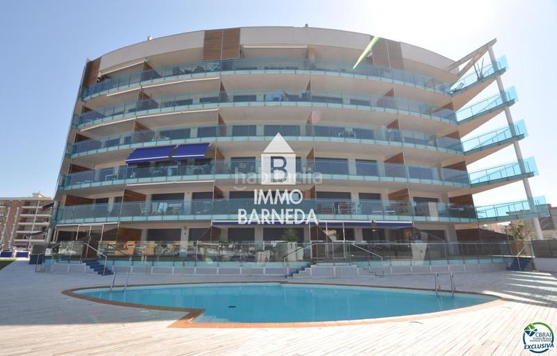 Foto 8e37088b-2eb4-4d69-bb2c-19dacf7f5c34. Piso en cap de la gola 30 encantador apartamento con licencia turística y vistas al canal en Roses