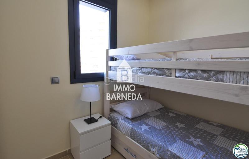 Foto d825459f-b710-4be7-ab24-fd335c17c4e6. Piso en cap de la gola 30 encantador apartamento con licencia turística y vistas al canal en Roses
