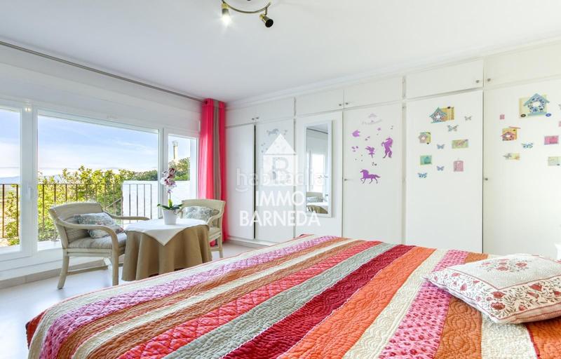 Foto 0100a71c-7695-4208-947a-6f6e313a785a. Chalet en ramon llull 21 villa mediterránea con alma, vistas impresionantes y oportunidad única de inversión en Roses