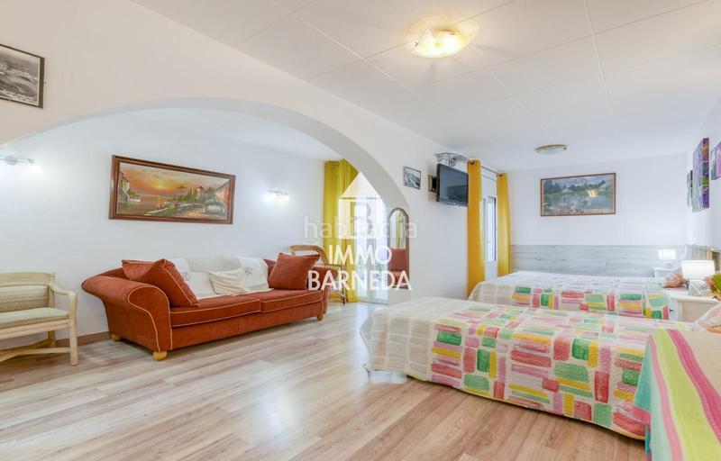 Foto a724060c-4eee-48ad-a018-b555d1b21b74. Chalet en ramon llull 21 villa mediterránea con alma, vistas impresionantes y oportunidad única de inversión en Roses