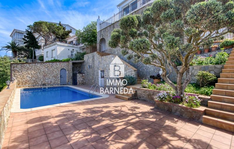 Foto d2da860d-b764-4670-8655-420251885d2a. Chalet en ramon llull 21 villa mediterránea con alma, vistas impresionantes y oportunidad única de inversión en Roses