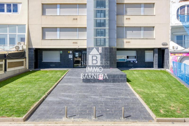 Foto ce913023-7aab-45b5-9d88-7dfaea0a6939. Piso en muga sin número acogedor apartamento con vistas al mar, a solo unos pasos de la playa en Empuriabrava