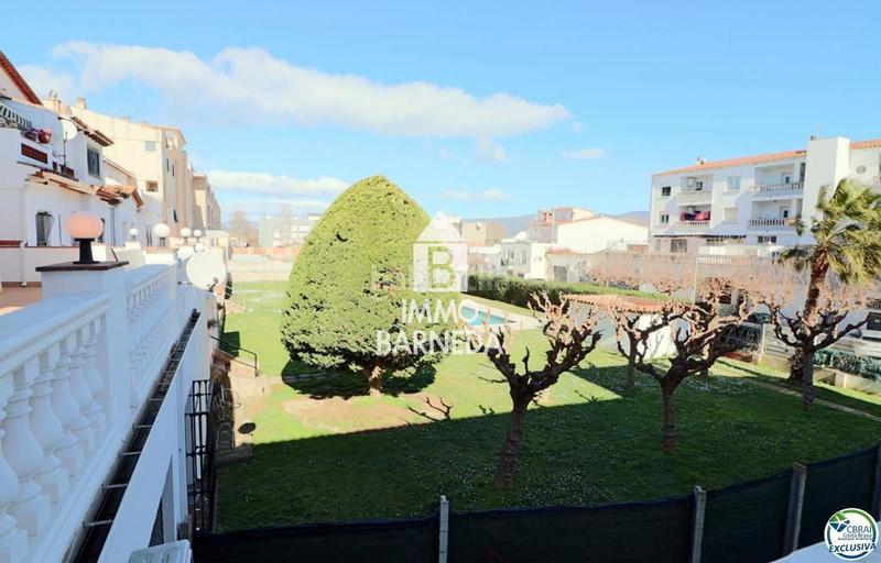 Foto 47da11f9-0acb-4191-a54d-d8d220f1e3a8. Piso en puigmal e1 44 acogedor apartamento con vistas despejadas en una zona tranquila en Empuriabrava