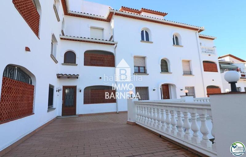 Foto 7a259c20-d9e6-4b88-9a83-cab9de7f4001. Piso en puigmal e1 44 acogedor apartamento con vistas despejadas en una zona tranquila en Empuriabrava