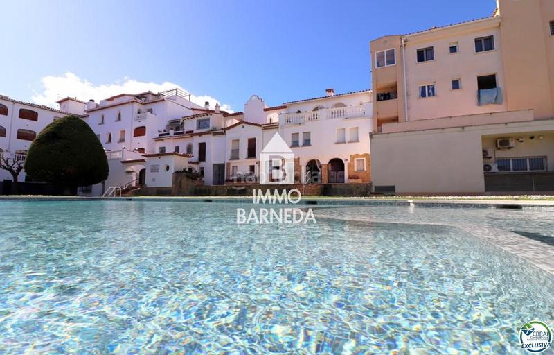 Foto aeea15ab-1dec-4c7c-89c8-52c73b1531a1. Piso en puigmal e1 44 acogedor apartamento con vistas despejadas en una zona tranquila en Empuriabrava