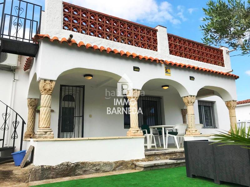 Foto 79e25a61-2116-4f31-a86d-6bc207ea58f7. Chalet en baix camp 4 amplia casa con piscina en venta en mas boscà en Roses