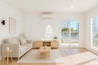 Appartement à Gola de l'estany 55. Piso completamente reformado a solo 100 metros de la playa, con