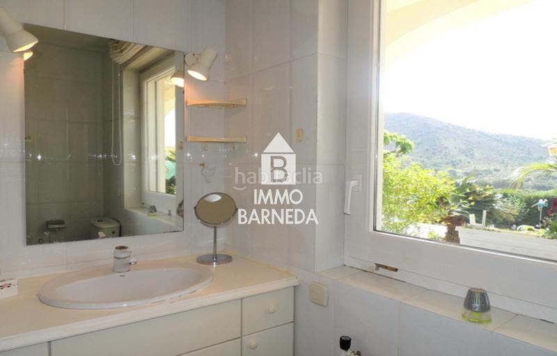 Foto 211ec39c-9942-4e04-94e4-7ff16a9a8c25. Chalet en malaga 10 casa independiente con piscina privada, amplio jardín y vistas despejadas en mas fumats, en Roses