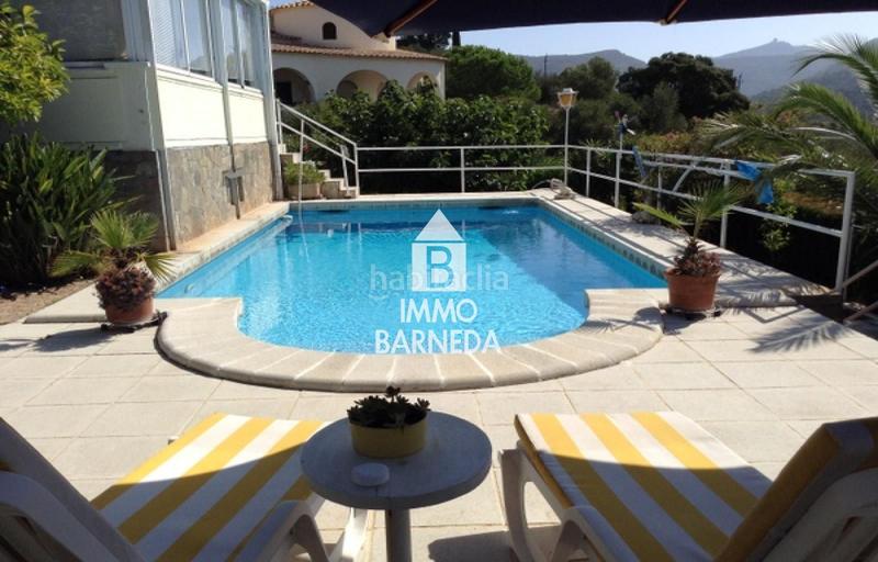 Foto 9e3a13fc-8bfb-4216-8077-66131603cd09. Chalet en malaga 10 casa independiente con piscina privada, amplio jardín y vistas despejadas en mas fumats, en Roses