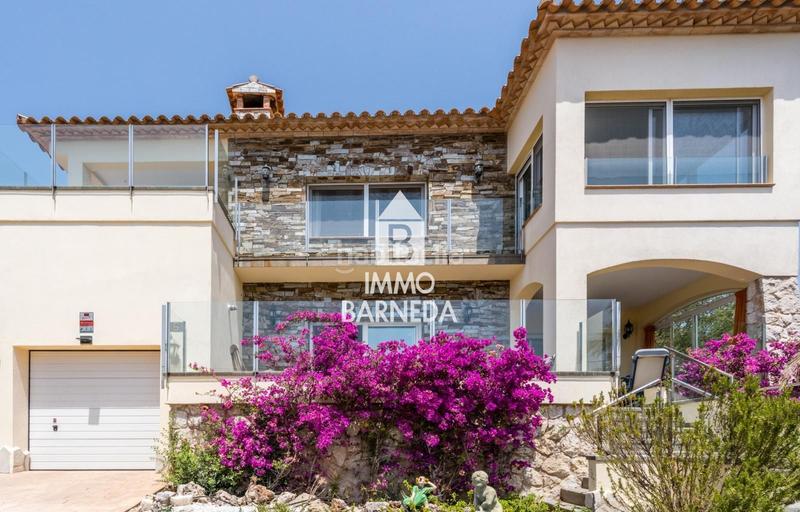 Foto 45f7da06-5b58-4b3b-bbb7-4b573f86aee4. Xalet a castella 5 a Nord Roses