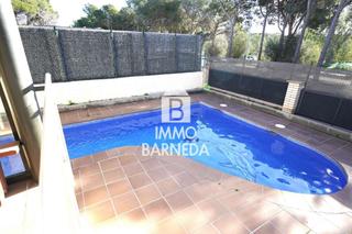 Xalet a N/a s/n. Preciosa casa unifamiliar en la garriga  4 dormitorios, 3 baños