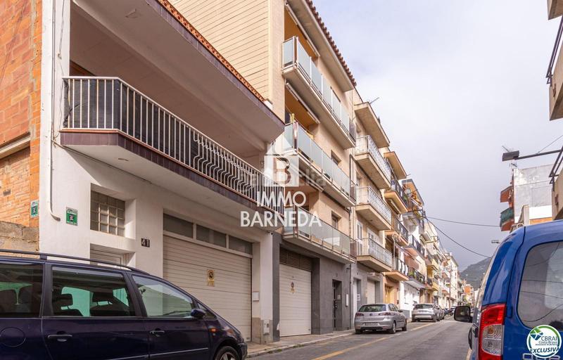 Foto a37d47f8-c5e6-4644-ae6a-852b48a0cb88. Piso en del almirallf gravina 43 dúplex en venta en centro. en Roses