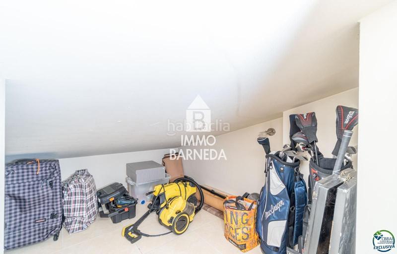 Foto d51e296b-1d5e-4150-8621-5e12ddadd06d. Piso en del almirallf gravina 43 dúplex en venta en centro. en Roses
