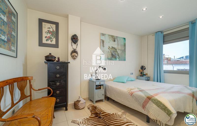 Foto d79afda5-774e-420e-86ce-45d1e3f02aec. Piso en del almirallf gravina 43 dúplex en venta en centro. en Roses