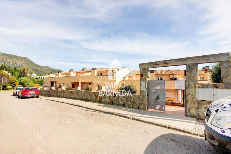 Foto 0e54239b-4920-4249-bd4d-2683df1bb4a8. Piso en holanda s/n dúplex con licencia turística en complejo residencial de alto standing con vistas espectaculares palausaverdera en Palau-saverdera