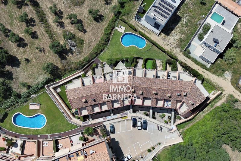 Foto 564e0b4e-2b7d-42cf-aa73-b3edf9e70d2a. Piso en holanda s/n dúplex con licencia turística en complejo residencial de alto standing con vistas espectaculares palausaverdera en Palau-saverdera