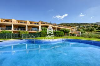 Pis a Holanda s/n. Dplex con licencia turstica en complejo residencial de alto st