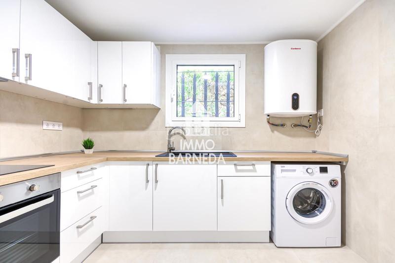 Foto f8cc92fe-48c7-4f58-9599-c7add7acbbc3. Appartement dans diego velázquez 38 dans Puig Rom-Canyelles-Almadrava Roses