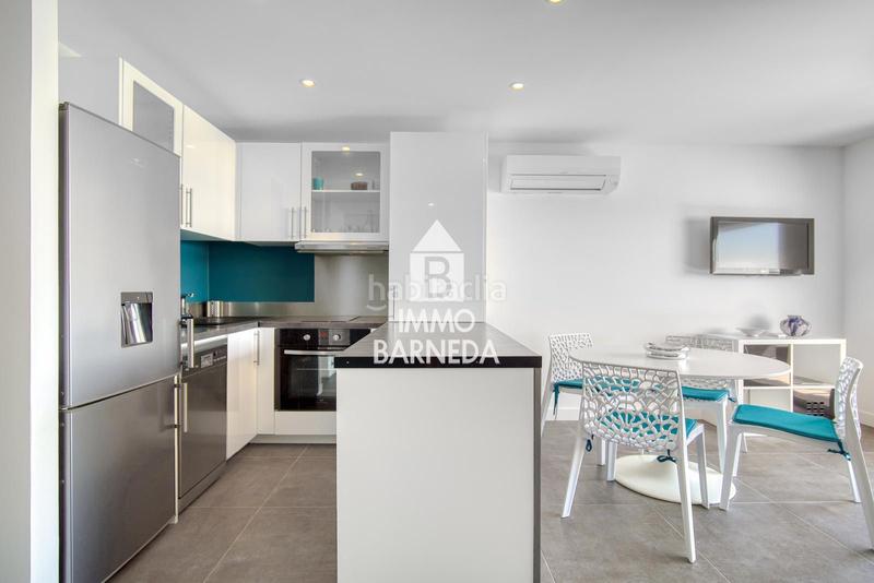 Foto 46802732-e443-4897-b54c-738fd4f4ab4d. Piso en diaz pacheco 88 apartamento exclusivo completamente reformado en primera línea de mar con licencia turística playa de la almadraba, en Roses