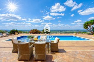 Maison à Nord 26. Villa panorámica con piscina y espectaculares vistas de 180 a la