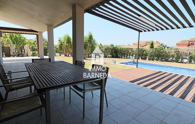 Foto 3abdbfc7-ebd6-428a-a3c5-5b12e184edfd. Chalet en mig 4 villa totalmente renovada en la exclusiva zona golf en Peralada