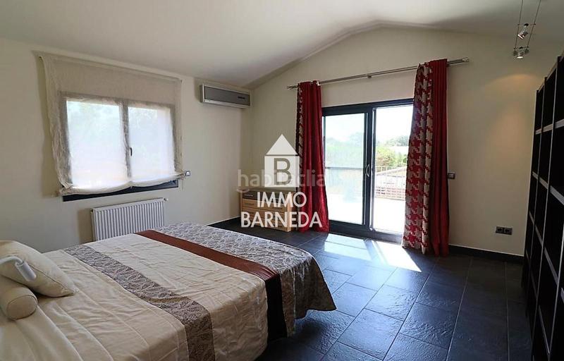 Foto bddc5604-f2dd-4cc0-8d4e-c05a708359fd. Chalet en mig 4 villa totalmente renovada en la exclusiva zona golf en Peralada