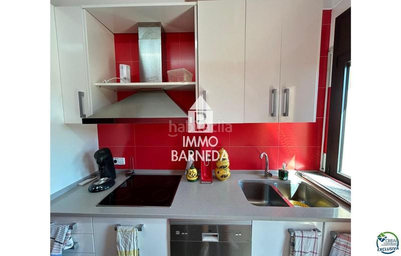 Foto 153b1ed9-7ccc-4fb1-856b-b1e80d933722. Piso en pla de roses 46-48 precioso duplex con ascensor en venta en un edificio de dos viviendas, plaza de parking en Empuriabrava