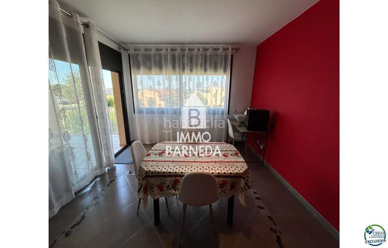 Foto 67bb748d-6c0b-487c-b7c0-abbb5e37464f. Piso en pla de roses 46-48 precioso duplex con ascensor en venta en un edificio de dos viviendas, plaza de parking en Empuriabrava