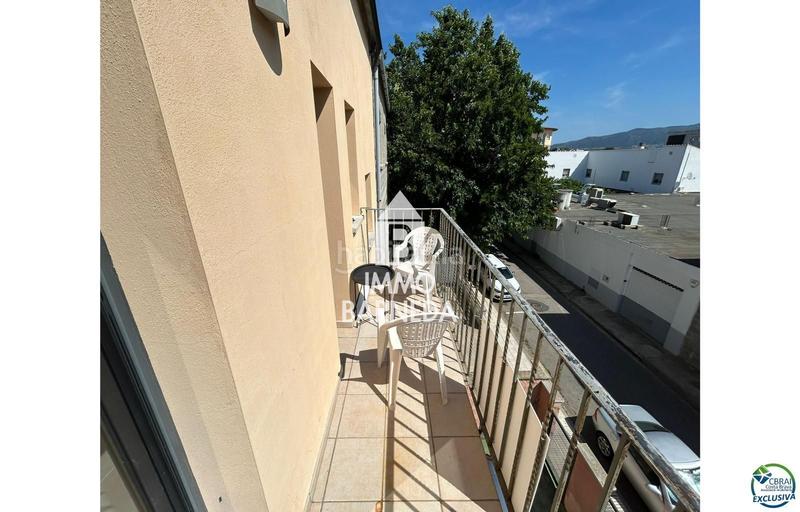 Foto cf522d3c-5fc8-4675-9332-64b172118397. Piso en pla de roses 46-48 precioso duplex con ascensor en venta en un edificio de dos viviendas, plaza de parking en Empuriabrava