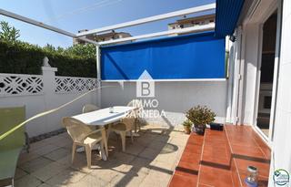 Chalet  De la punta de la ferrera 9. Adosado en venta en roses, con 80 m2, 3 habitaciones y 1 baño, p