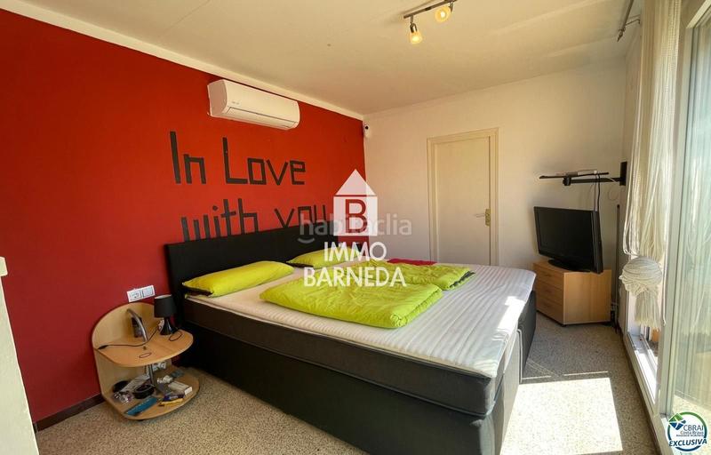 Foto c8bee815-c6ee-4599-a97e-1e9e5c9f2d3d. Chalet en cala d´or 1 bonito chalet adosado con 321 m2 de parcela, 120 m2 construidos. en Roses
