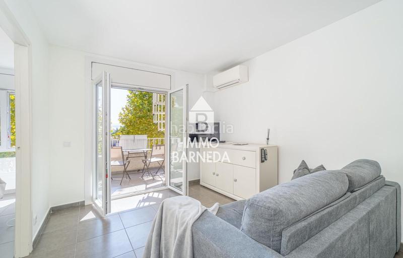 Foto 4df8caa6-ae75-4e17-86e0-3946f4791d78. Piso en port empordà 8 n2-11 bonito apartamento en perfecto estado con solárium, plaza de aparcamiento subterránea y trastero incluidos en Empuriabrava