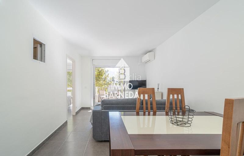Foto f41cea2d-a8b8-46fd-bf23-c2133ad0254b. Piso en port empordà 8 n2-11 bonito apartamento en perfecto estado con solárium, plaza de aparcamiento subterránea y trastero incluidos en Empuriabrava
